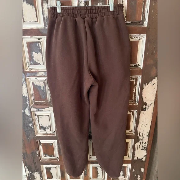 Comfrt Brown Hoodie and Sweatpants Set - size M - Picture 10 of 16